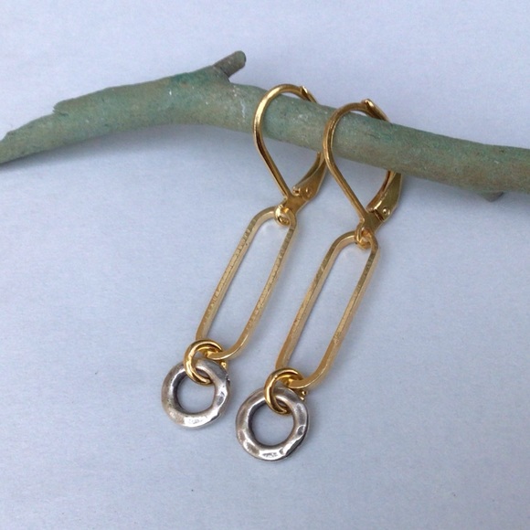 Sundance Charm Gold Link Dangle Earrings - Picture 9 of 10